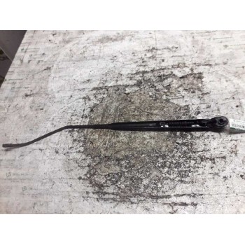 Recambio de brazo limpia delantero derecho para citroën c3 1.4 hdi sx plus referencia OEM IAM   