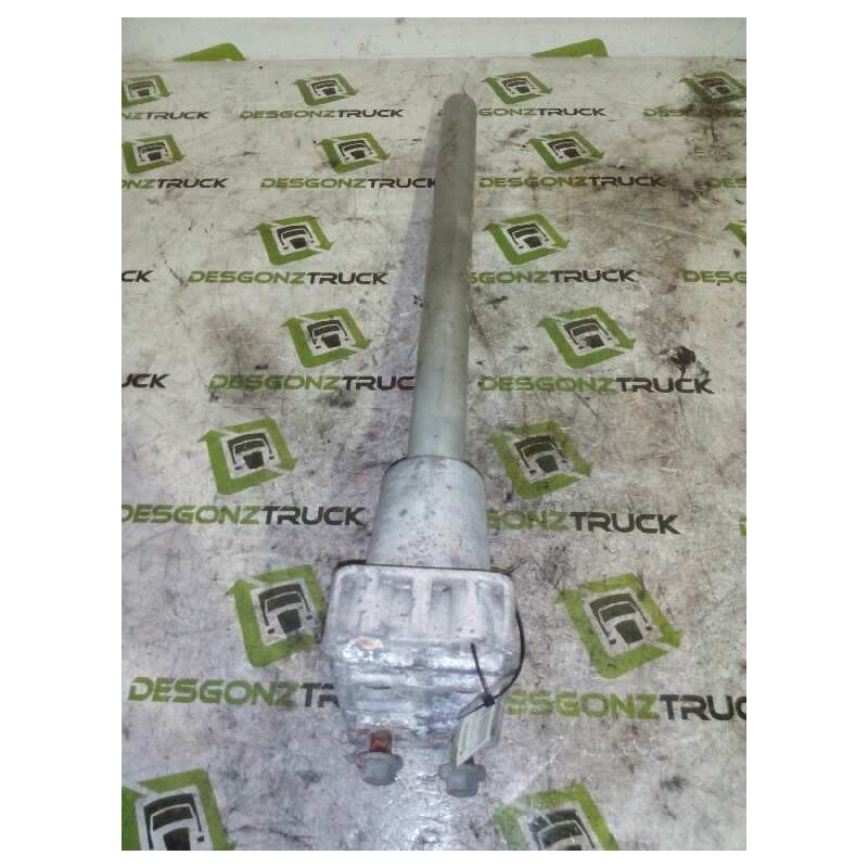 Recambio de soporte guardabarros trasero para volvo trucks fh 12 fh 12.460 (460cv) referencia OEM IAM  TRASERO DERECHO 