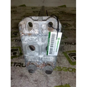 Recambio de soporte guardabarros trasero para volvo trucks fh 12 fh 12.460 (460cv) referencia OEM IAM  TRASERO IZQUIERDO 