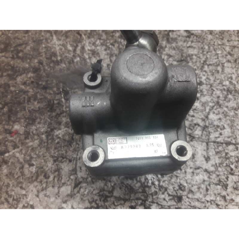 Recambio de bomba direccion para nissan trade caja cerrada, techo elevado referencia OEM IAM 7681955174 8379967 4