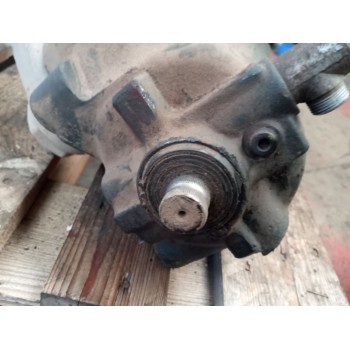 Recambio de caja direccion para iveco eurocargo 05.03  5.9 diesel referencia OEM IAM 504060688  8098955637