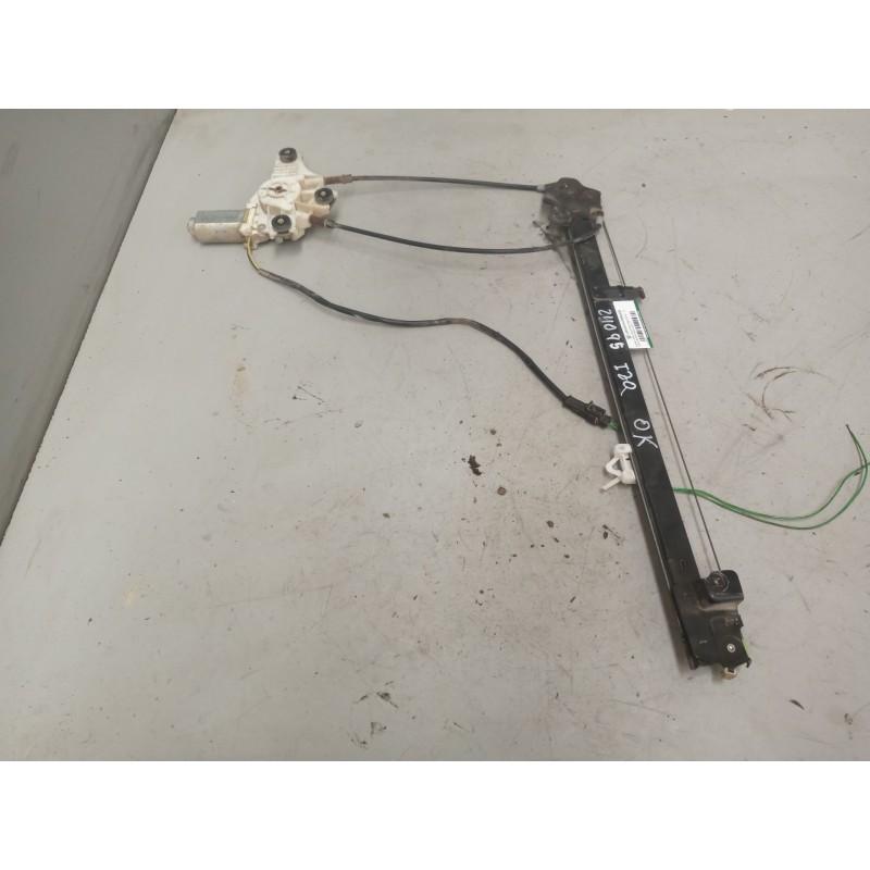 Recambio de elevalunas delantero izquierdo para iveco eurocargo 05.03  5.9 diesel referencia OEM IAM   