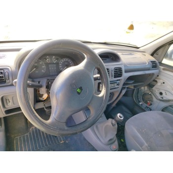 renault clio ii (bb_, cb_) del año 2001