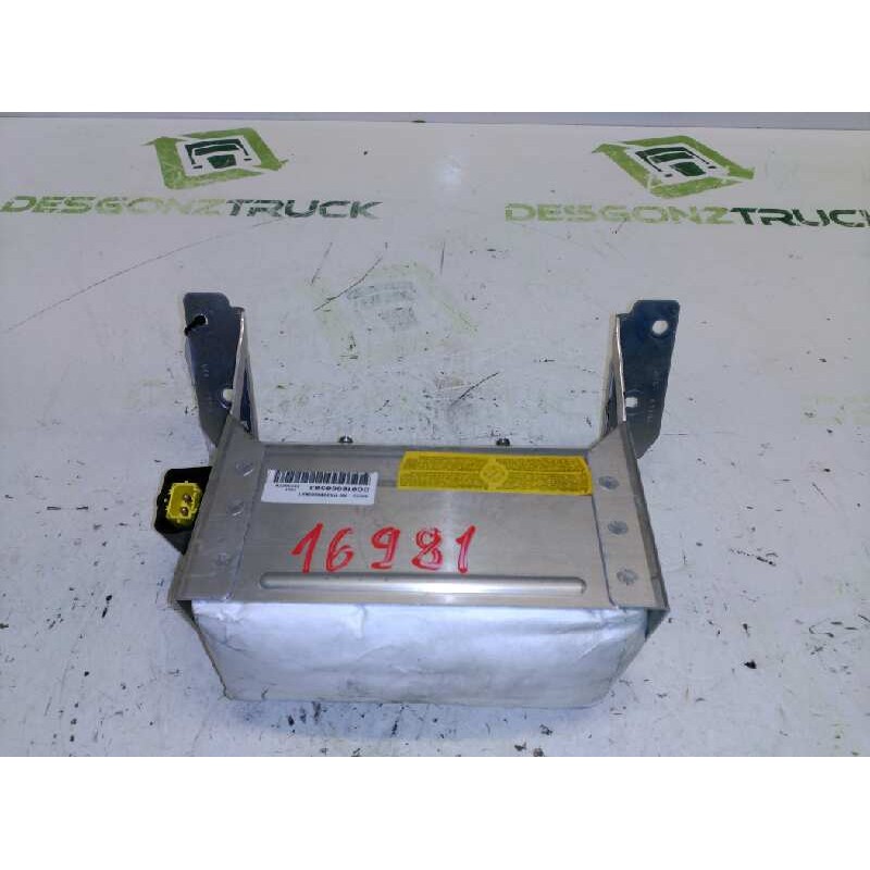 Recambio de airbag delantero derecho para fiat marea berlina (185) jtd 110 elx referencia OEM IAM 0046738270 2