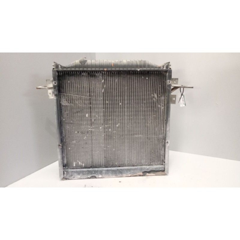 Recambio de radiador agua para renault midlum referencia OEM IAM 7422385237 7485020138 5001865082 - Blanco 2