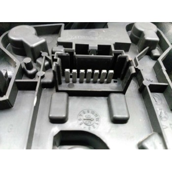 Recambio de piloto trasero izquierdo para renault megane i berlina hatchback (ba0) 1.9 dt alize referencia OEM IAM 7700828137  