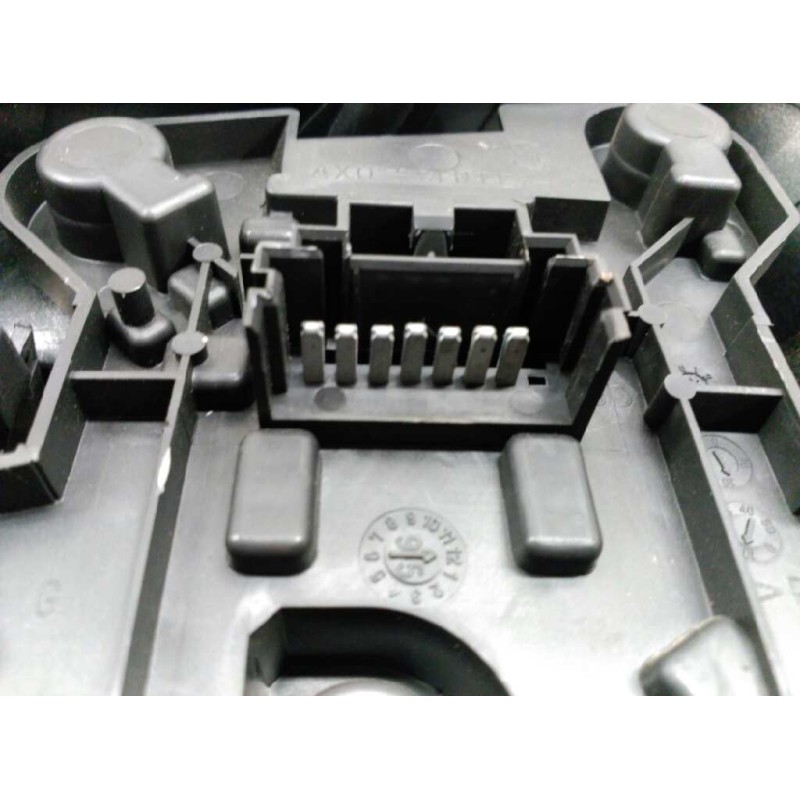 Recambio de piloto trasero izquierdo para renault megane i berlina hatchback (ba0) 1.9 dt alize referencia OEM IAM 7700828137 3