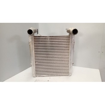 Recambio de intercooler para renault midlum referencia OEM IAM 5010315824  