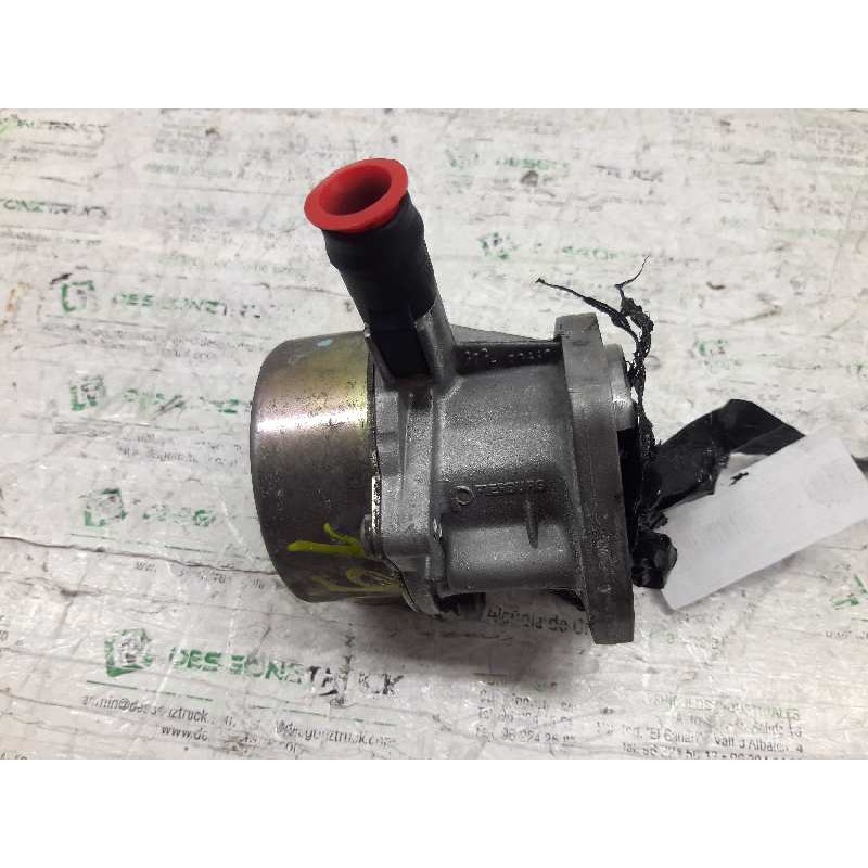 Recambio de depresor freno / bomba vacio para renault megane ii classic berlina confort authentique referencia OEM IAM   