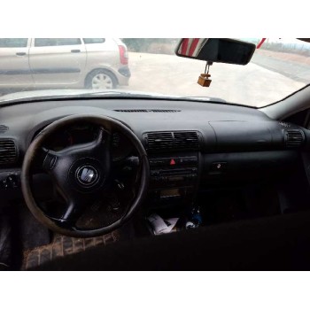 seat toledo (1m2) del año 2003
