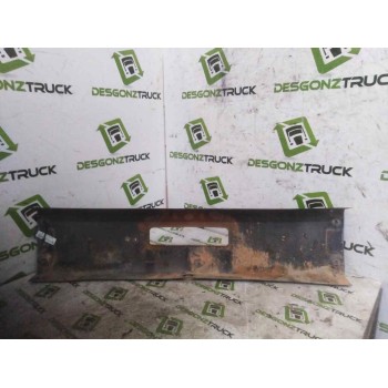 Recambio de paragolpes delantero para nissan trucks m 130.17 referencia OEM IAM  PARTE CENTRAL 
