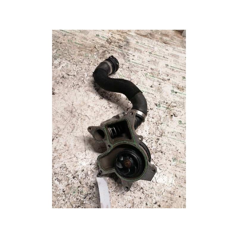 Recambio de bomba agua para bmw serie 1 berlina (e81/e87) 120d referencia OEM IAM - Negro 2