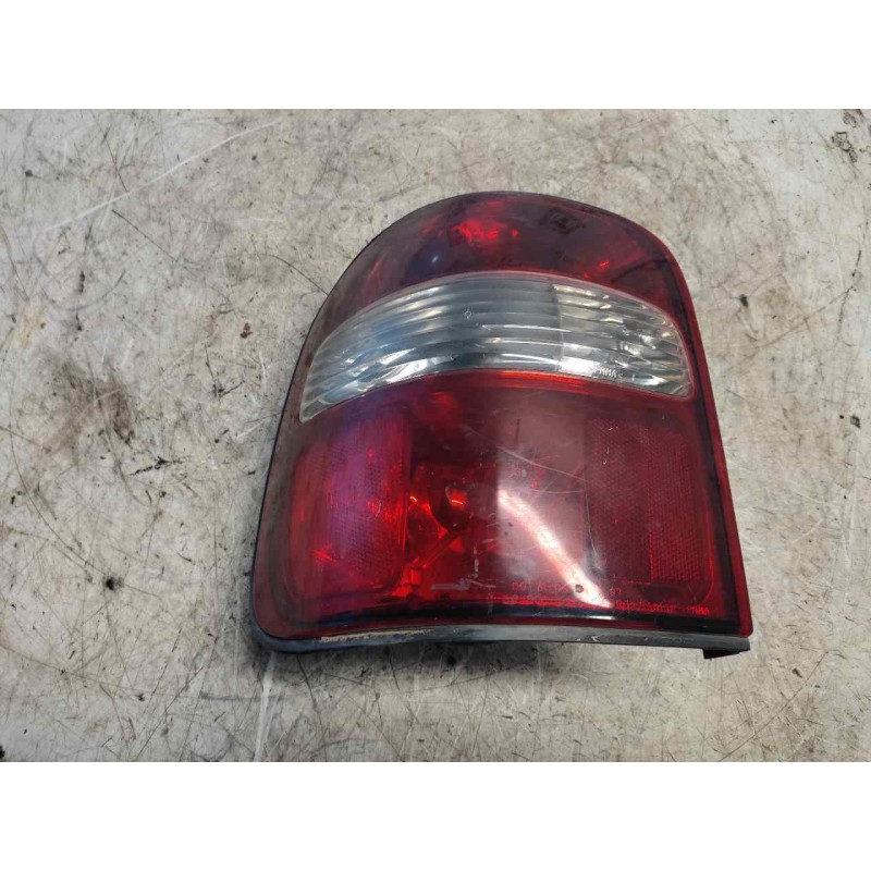 Recambio de piloto trasero izquierdo para kia sportage td (5-ptas.) referencia OEM IAM - Verde