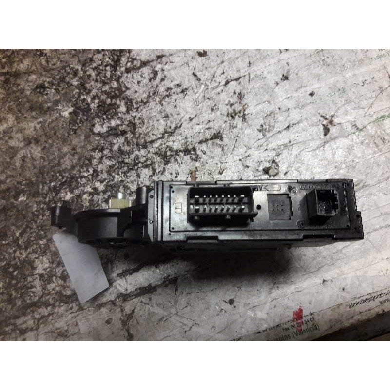 Recambio de motor elevalunas delantero izquierdo para peugeot 307 (s1) xs referencia OEM IAM 9634457580 990182200 16/6 PINS 2