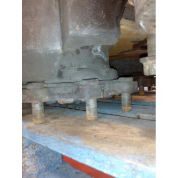 Recambio de buje delantero para mercedes trucks actros mp 2/ mp 3 1843 ls (428cv) referencia OEM IAM   
