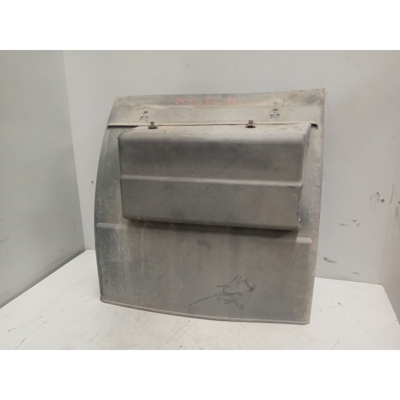 Recambio de guardabarros trasero derecho para iveco stralis (as) fsa t / p 4x2 gran espacio referencia OEM IAM 41298962  