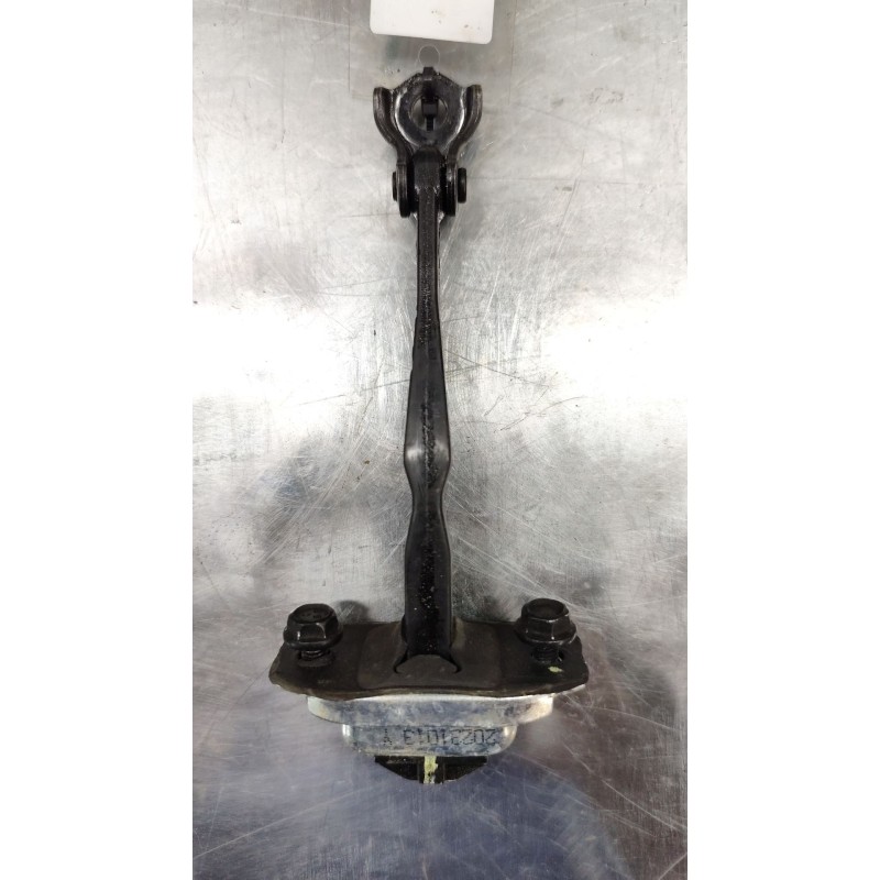 Recambio de retenedor puerta para mg zs suv (azs1) 1.5 vti referencia OEM IAM   