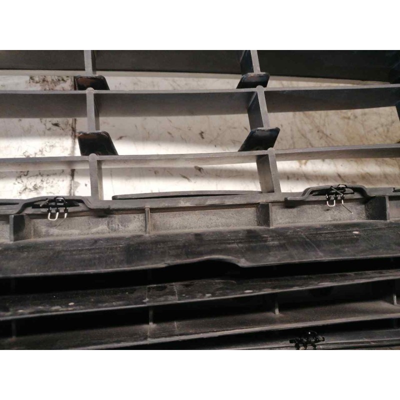Recambio de paragolpes delantero para peugeot 207 referencia OEM IAM 11