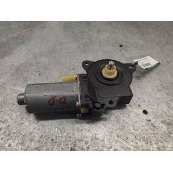 MOTOR ELEVALUNAS DELANTERO DERECHO 0130821939 2 PINS