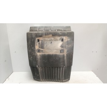 Recambio de guardabarros delantero izquierdo para mercedes-benz mk / om 366 6.0 diesel (om 366) referencia OEM IAM 6738811401  