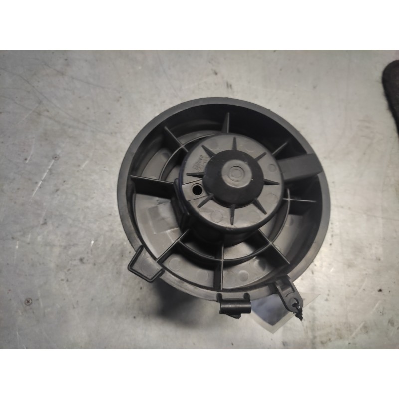 Recambio de ventilador calefaccion para mercedes-benz clase e (w212) familiar referencia OEM IAM - Gris 2