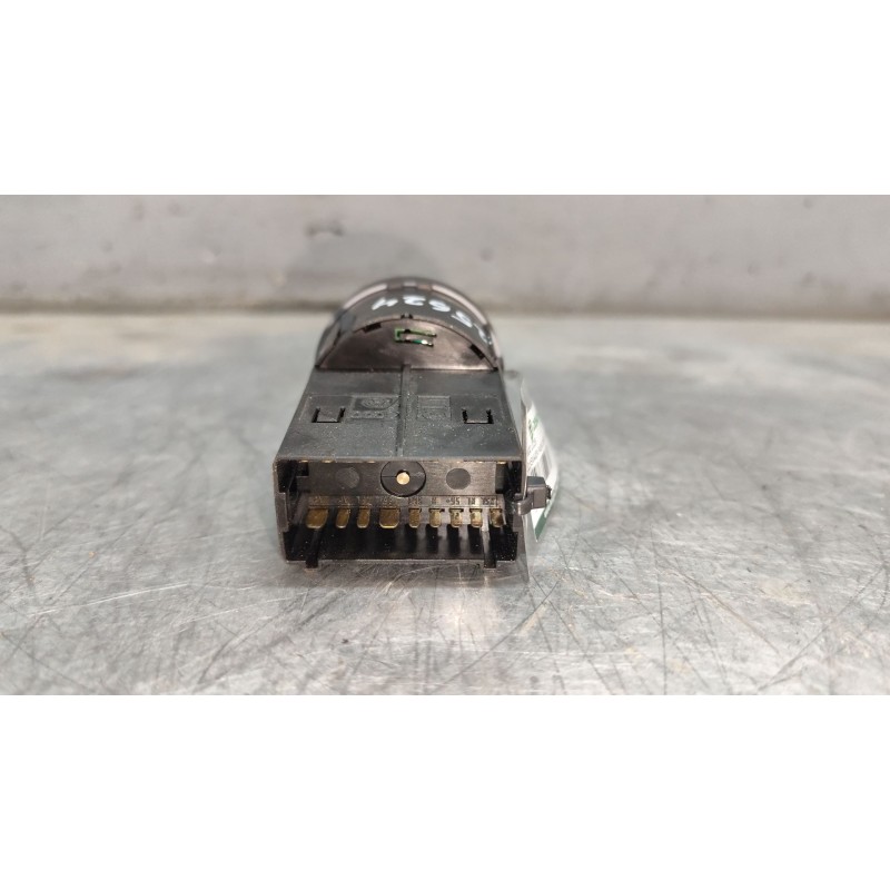Recambio de mando luces para volkswagen passat berlina (3b2) comfortline referencia OEM IAM 1C0941531 2