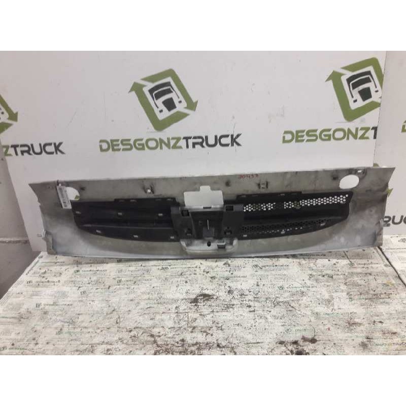 Recambio de rejilla delantera central para peugeot partner (s2) combi plus referencia OEM IAM - Blanco 2