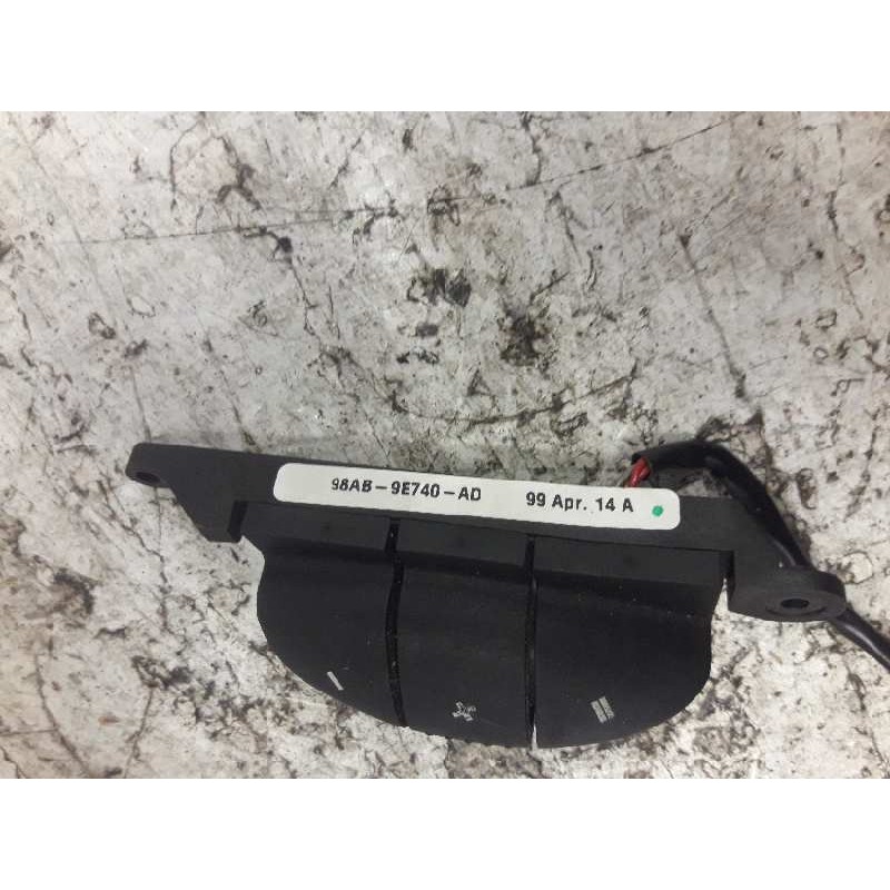Recambio de mando volante para ford focus berlina (cak) ghia referencia OEM IAM 98AB9E740AD 2