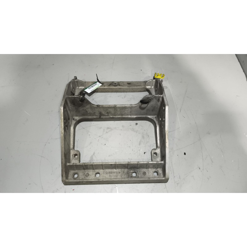 Recambio de soporte para renault hr xxx.18/26 premium 01 referencia OEM IAM 7421087113  