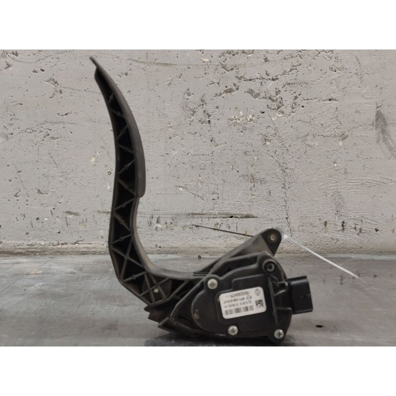 Recambio de pedal acelerador para renault clio iv (bh_) 0.9 tce 90 referencia OEM IAM 180029347R - Blanco 4
