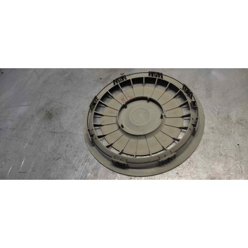Recambio de tapacubos para bmw serie 5 berlina (e34) 1.8 cat referencia OEM IAM 36131181532 2