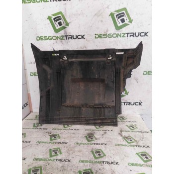 Recambio de guardabarros trasero izquierdo para renault serie t fg 4x2 cabina high-sleeper referencia OEM IAM DELANTERO  