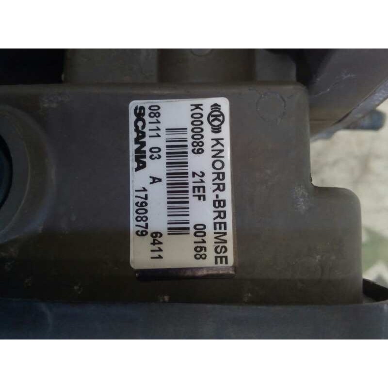 Recambio de valvula aire para scania trucks serie 4 124 l/420 (420cv) referencia OEM IAM 1790879 K000089 08111 03 A 2