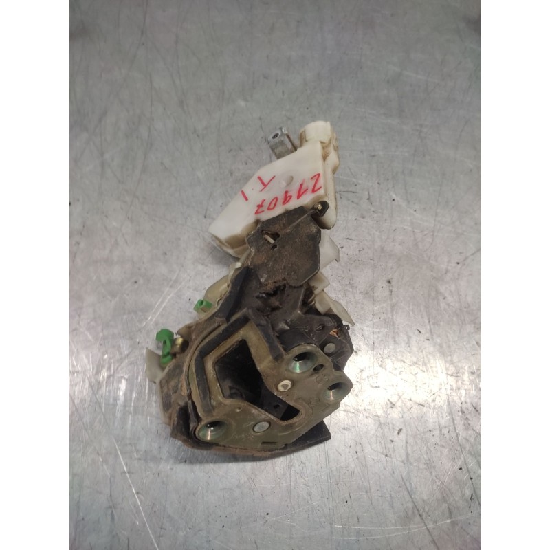 Recambio de cerradura puerta trasera izquierda para nissan primera berl./familiar (p10/w10) básico referencia OEM IAM   