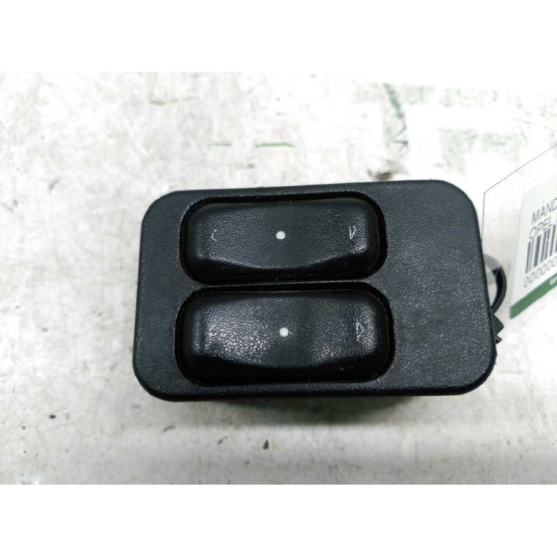 Recambio de mando elevalunas delantero izquierdo para opel astra g berlina comfort referencia OEM IAM 90561088  