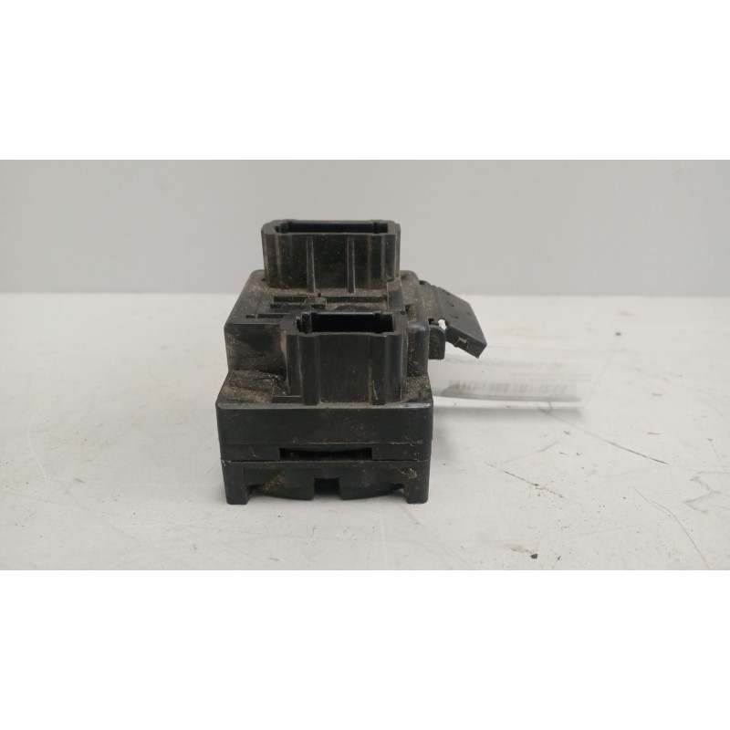 Recambio de mando intermitentes para renault midlum referencia OEM IAM 5001837500 - Blanco 2