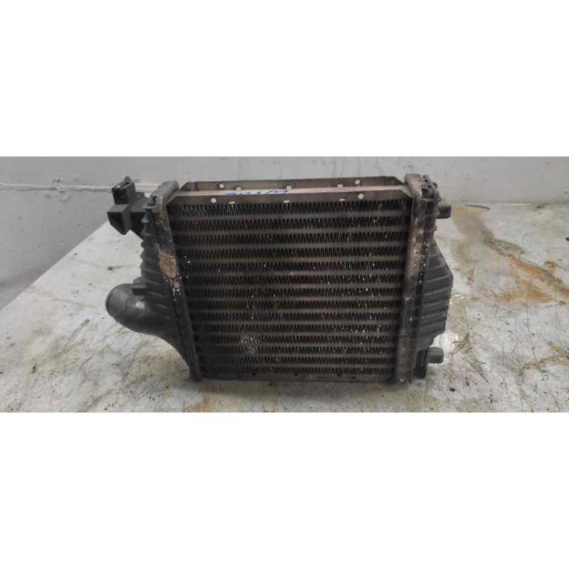Recambio de intercooler para mercedes-benz vito (w638) combi 112 cdi (638.194) referencia OEM IAM 6385012901 - Blanco 2