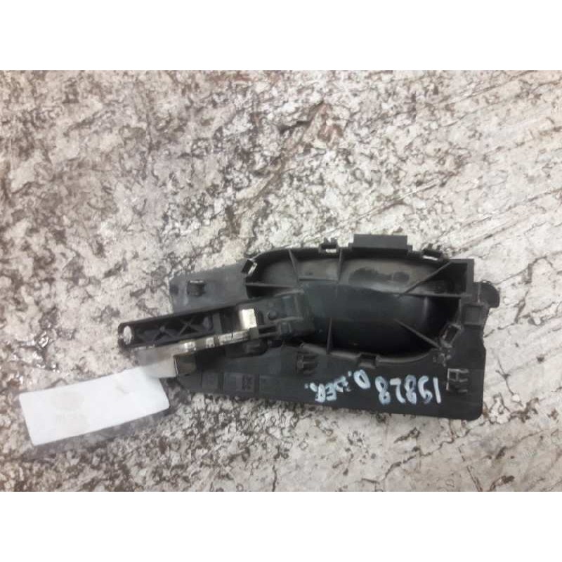 Recambio de maneta interior delantera derecha para peugeot 307 (s1) xs referencia OEM IAM 9643604477 2
