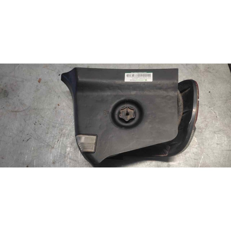 Recambio de piloto trasero derecho para bmw serie 3 compacto (e36) 316i referencia OEM IAM - Negro 2