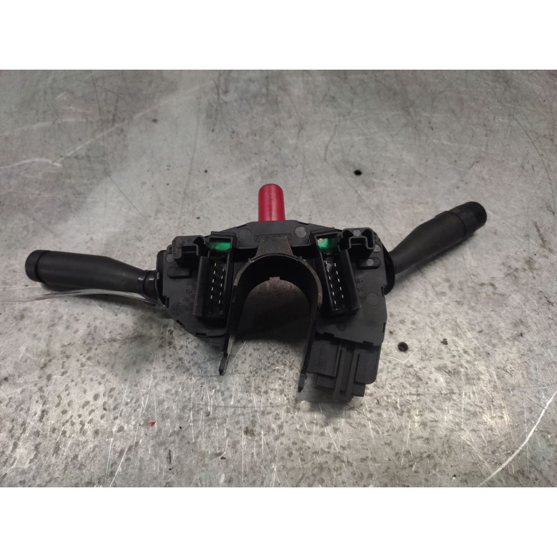 Recambio de mando multifuncion para ford fiesta berlina básico referencia OEM IAM XS6T11K665CA - Rojo 3