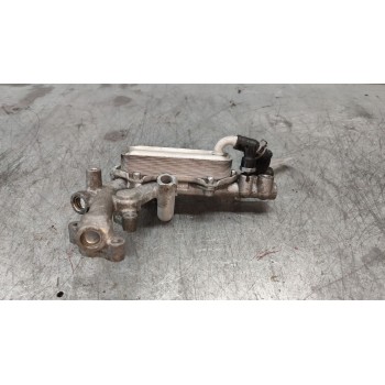 Recambio de enfriador aceite motor para toyota avensis (_t25_) 2.0 d-4d (adt250_) referencia OEM IAM 157100R011  