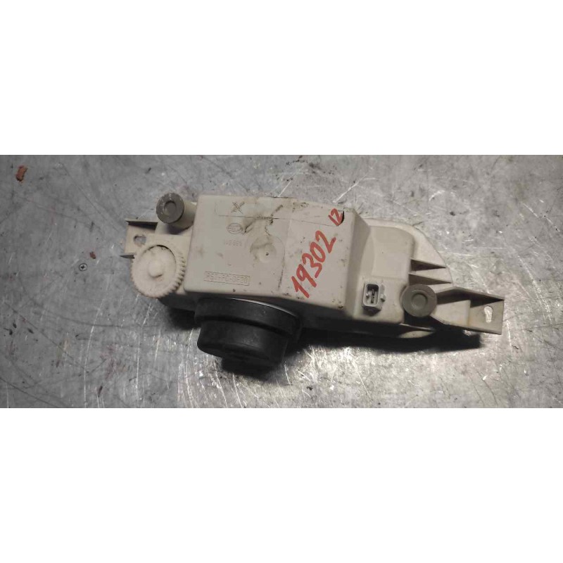 Recambio de faro antiniebla izquierdo para ford escort berlina/turnier 1.8 turbodiesel referencia OEM IAM   2 PINS 2