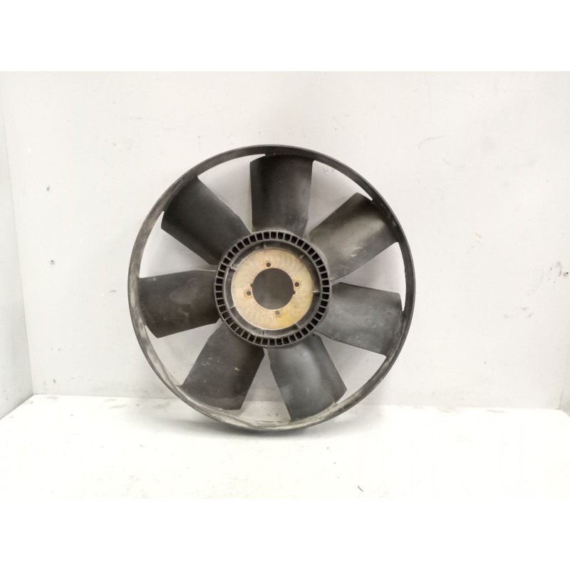 Recambio de ventilador viscoso motor para iveco eurocargo 05.03  3.9 diesel referencia OEM IAM 500353523  