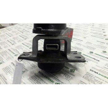 Recambio de soporte motor derecho para renault scenic ii authentique referencia OEM IAM 8200415656  
