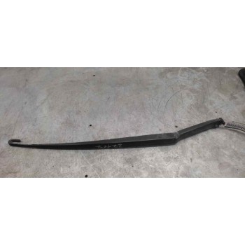 BRAZO LIMPIA DELANTERO DERECHO 61617007128 