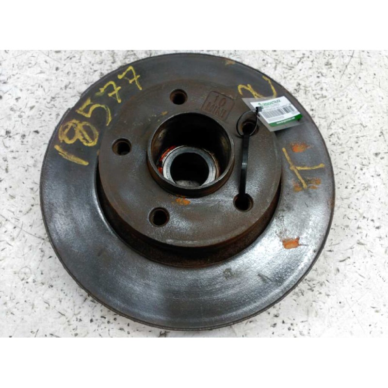 Recambio de buje trasero izquierdo para nissan primastar (x83) avantour 7 asientos distancia entre ejes corta 2,84t referencia O - Blanco