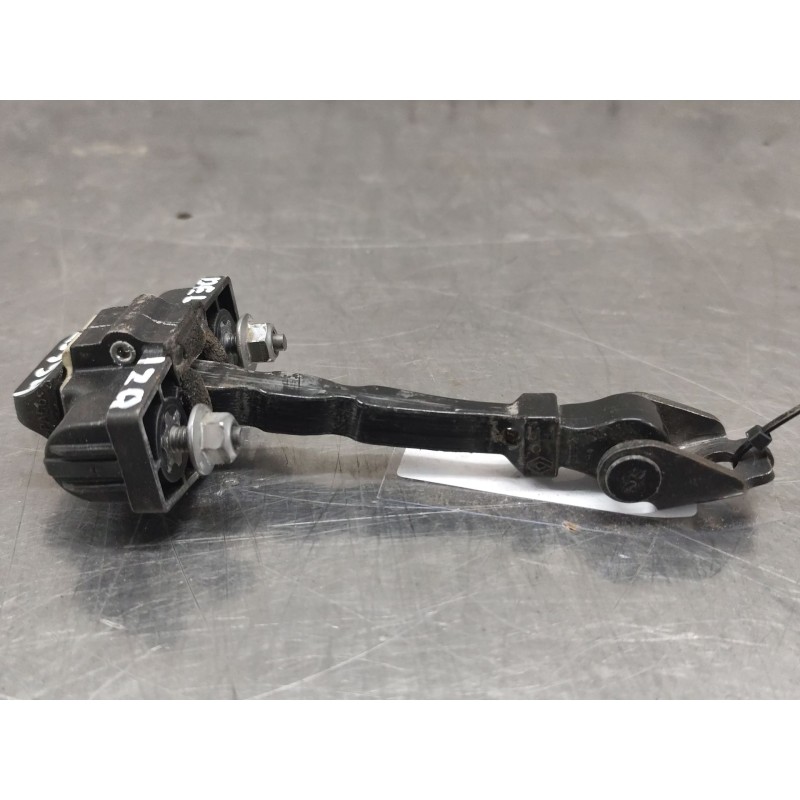 Recambio de retenedor puerta para renault clio iv (bh_) 0.9 tce 90 referencia OEM IAM   