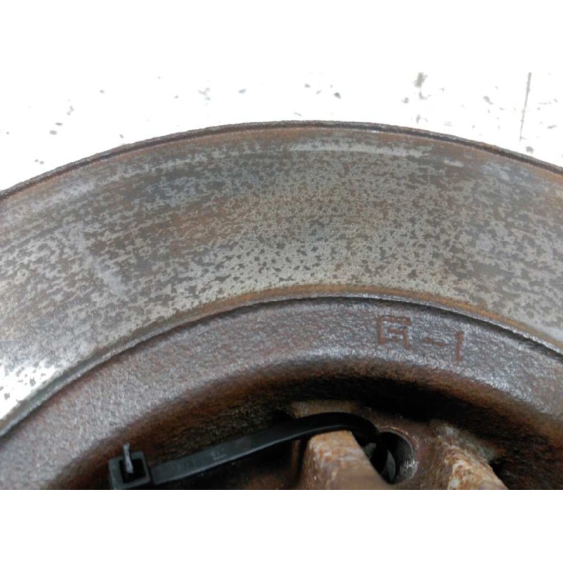 Recambio de buje trasero izquierdo para nissan primastar (x83) avantour 7 asientos distancia entre ejes corta 2,84t referencia O - Blanco 4
