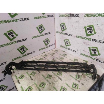 Recambio de peldaño frontal para renault serie t fg 4x2 cabina high-sleeper referencia OEM IAM   