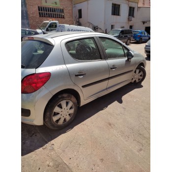 peugeot 207 del año 2009